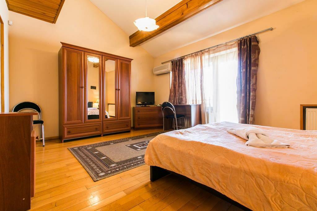 Hotel Royal Tbiliszi Kültér fotó