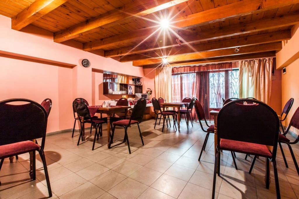 Hotel Royal Tbiliszi Kültér fotó