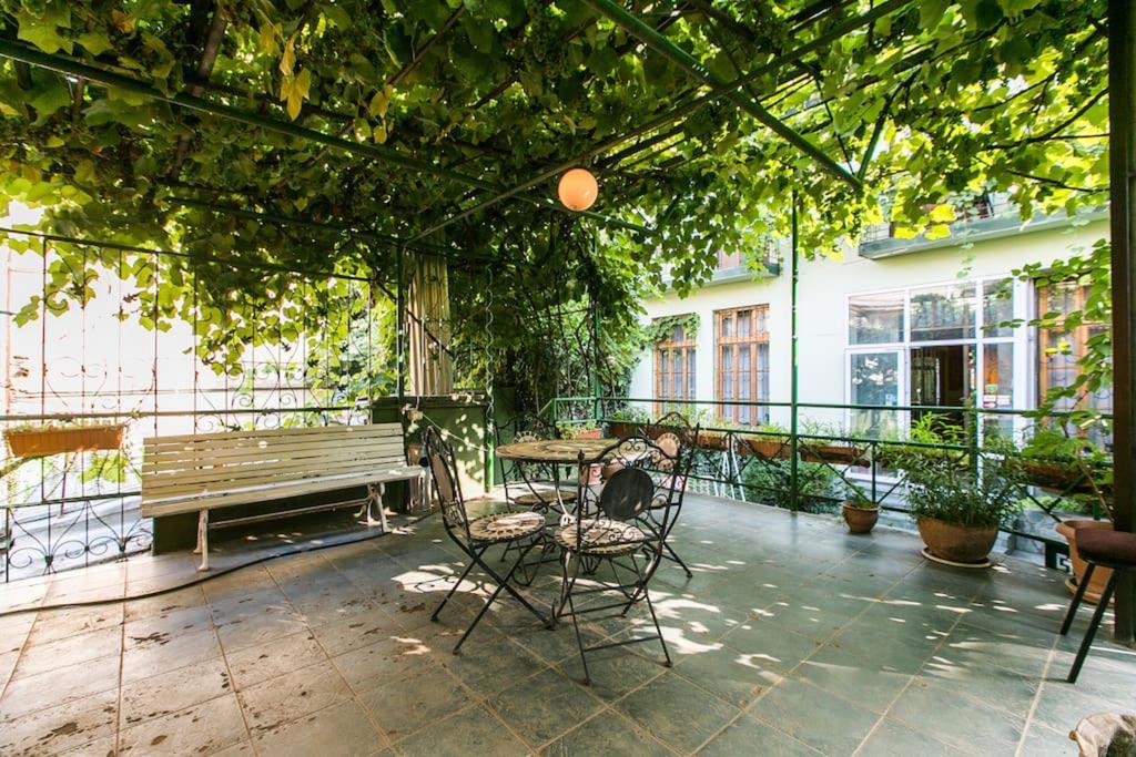 Hotel Royal Tbiliszi Kültér fotó