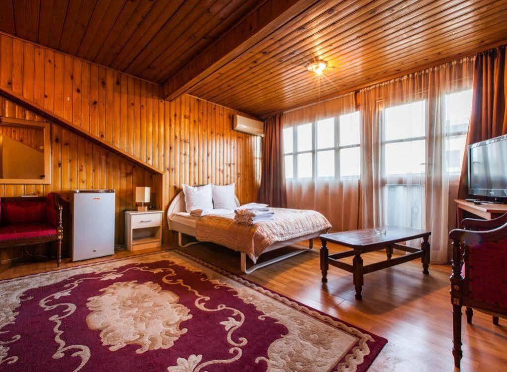 Hotel Royal Tbiliszi Kültér fotó