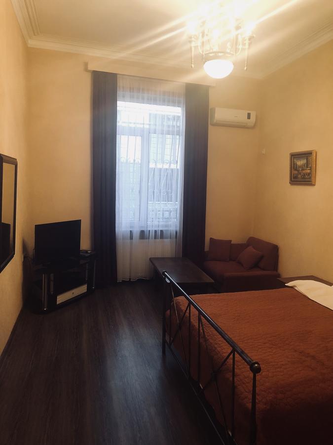 Hotel Royal Tbiliszi Kültér fotó